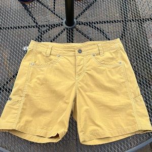 Kuhl women’s shorts, size 8
